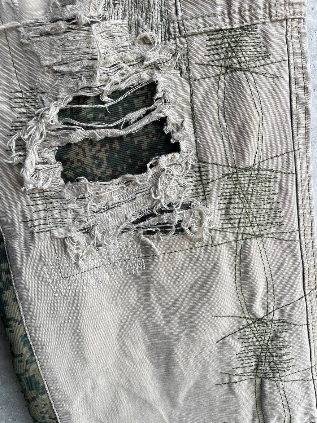 Camo Spikes - Cargo Pants