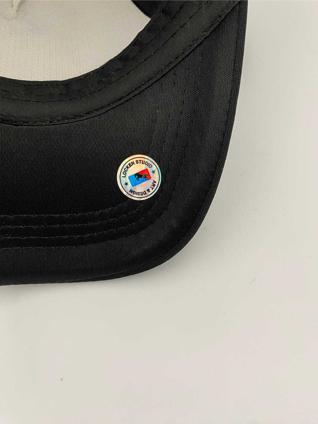 Locken Star Trucker Hat Black